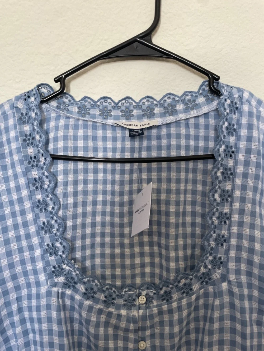 New with tags American eagle blue checkered button top embroidered size Large - Picture 3 of 5